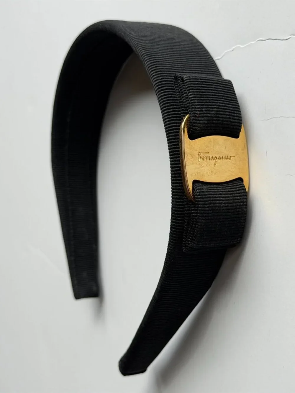 Ferragamo Black Vara Bow Headband Gold Plate Grosgrain - MINT